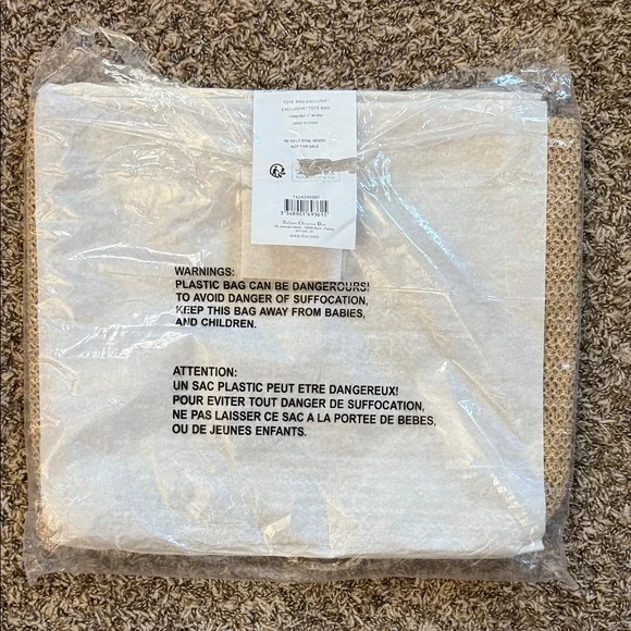 Dior Parfums Collection Woven Exclusive Tote Bag - Picture 6 of 12